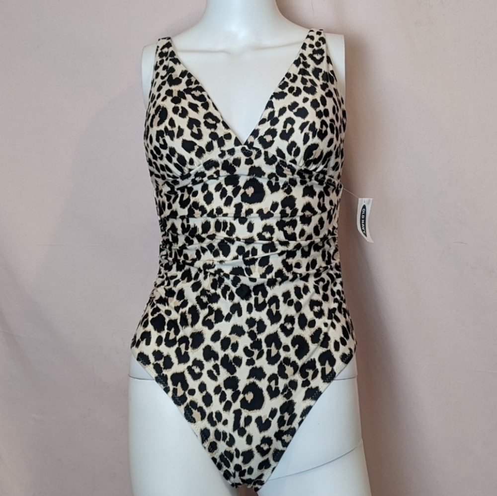 Old Navy Ruched Deep V-Neck One Piece Leopard Print Swimsuit size Small